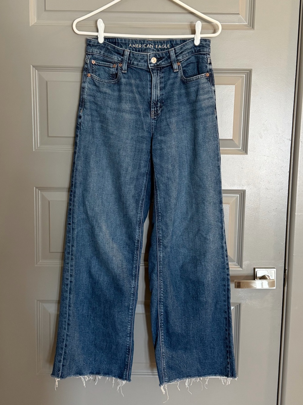 American Eagle Outfitters Blue High-Rise Wide-Leg Jeans
